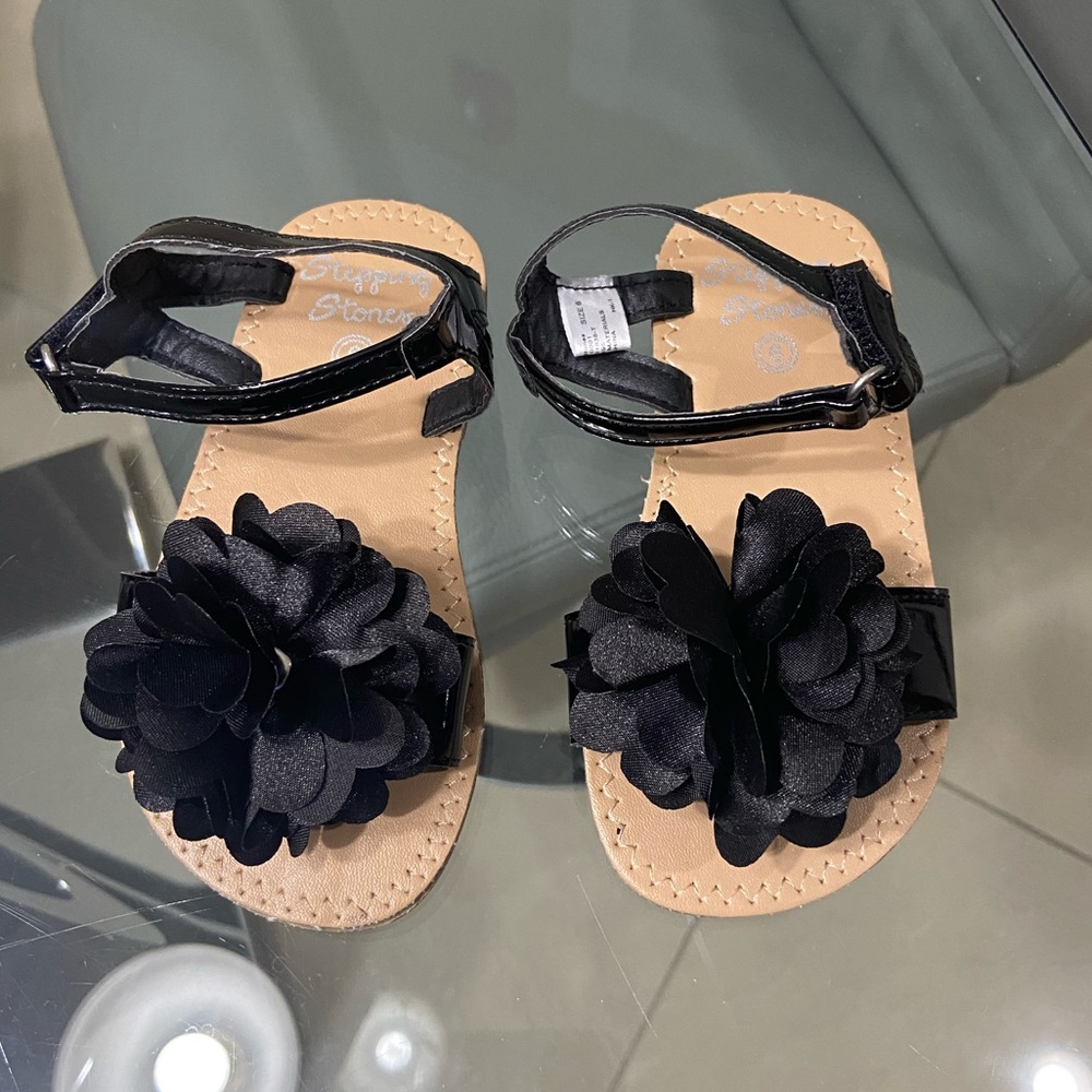 Stepping Stones toddler sandals size 7